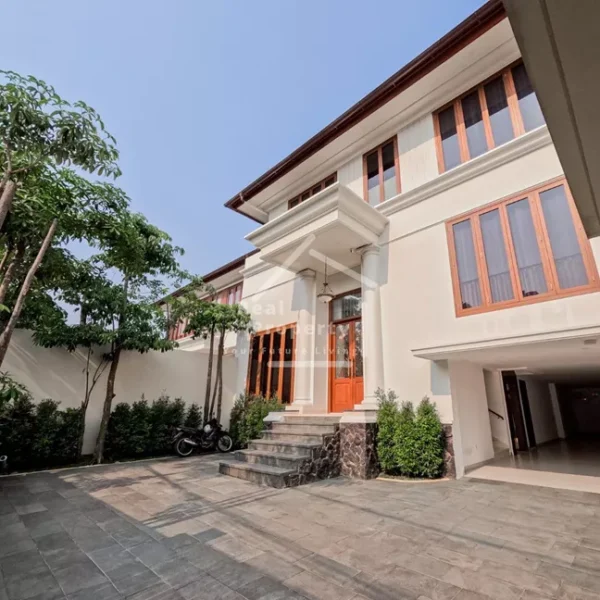 Rumah Kemang Modern Style LB700 (9)