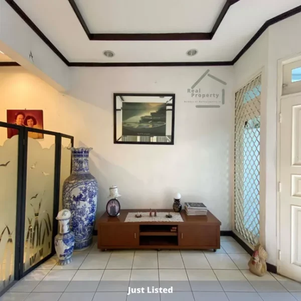 Rumah Pondok Indah Classic Modern LB 354 (4)