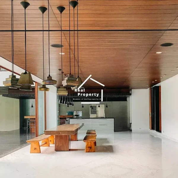 Rumah Pondok Indah Modern Minimalis LB1 200 (4)