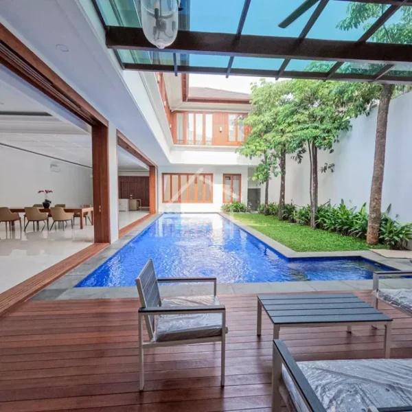 Rumah kemang Modern Style Resort LB 600 (1)